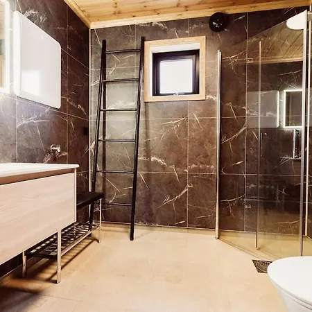 The View - Hodlekve Σόγκνταλ